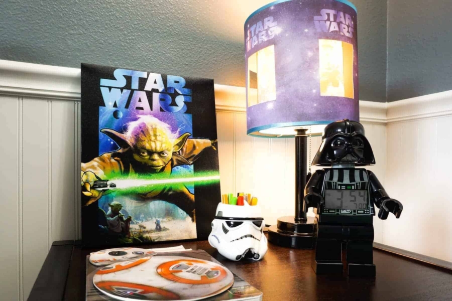 Star Wars Nightstand with Lamp