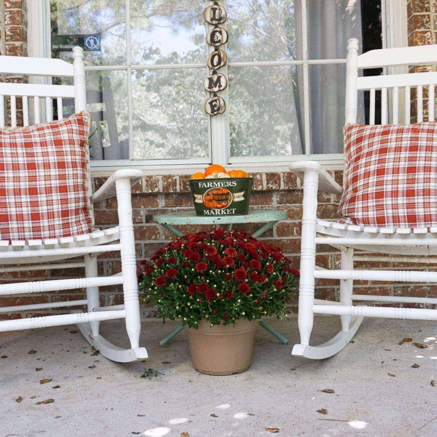 Fall porch decorating ideas.