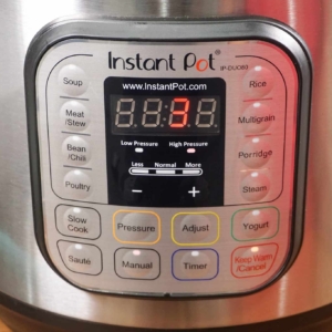 Setting the Instant Pot to 3 minutes High Pressure to make the best green bean recipe.