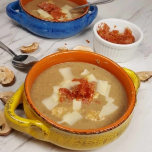 two bowls of chicken marsala mushroom soup