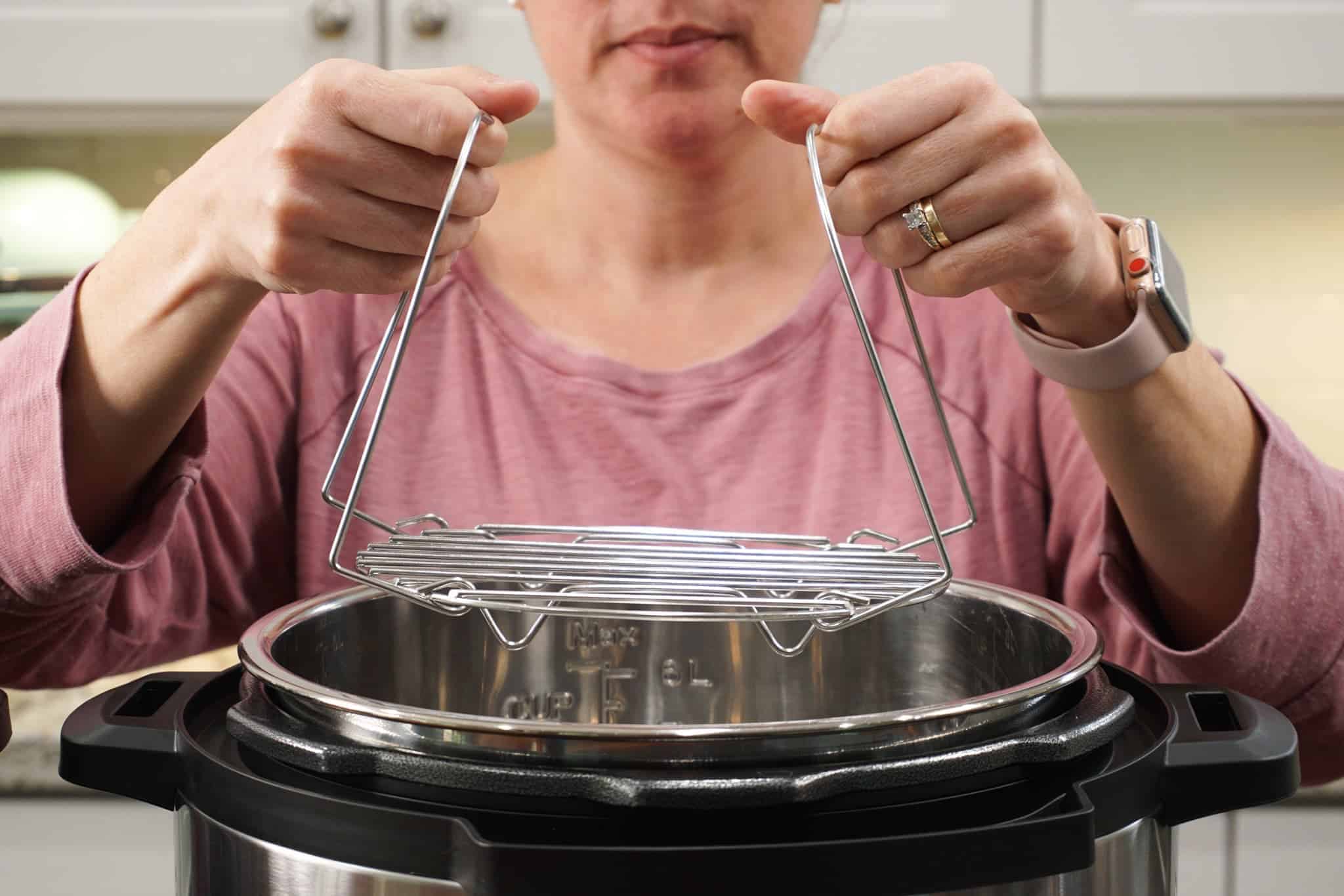 Flip-The-Trivet Mess-Free Pasta Method - One Happy Housewife