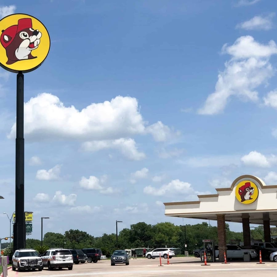 buc ee's gas station luling texas