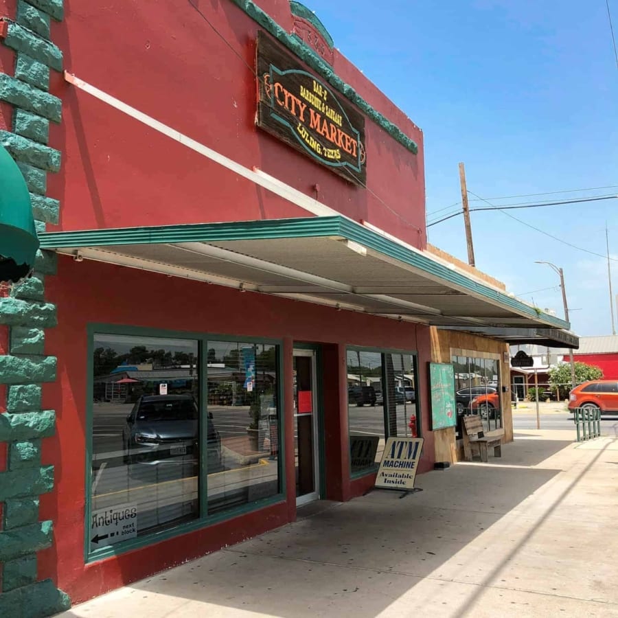 city market barbeque luling texas