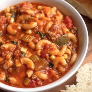 close up of american goulash in a bowl