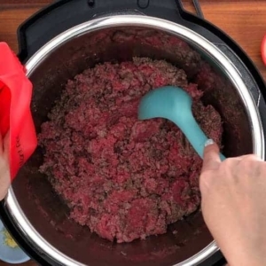 browning ground beef in the instant pot