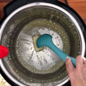 butter melting in the instant pot