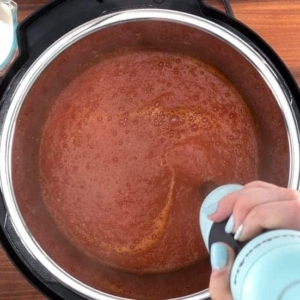 pureeing tomato soup in the instant pot