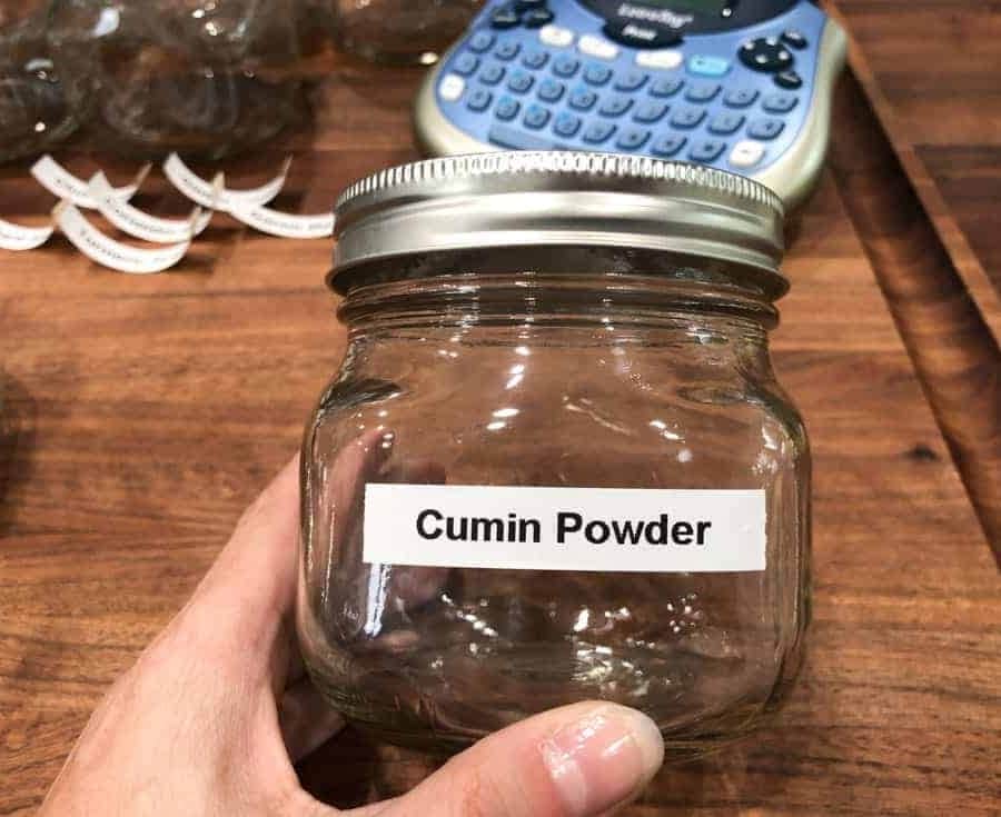 labeling a spice jar