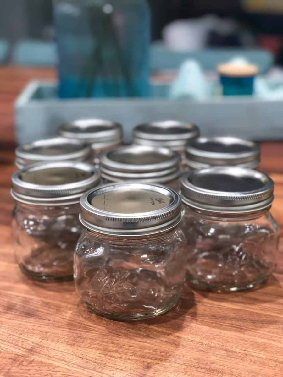 using ball pint jars is a great spice storage idea