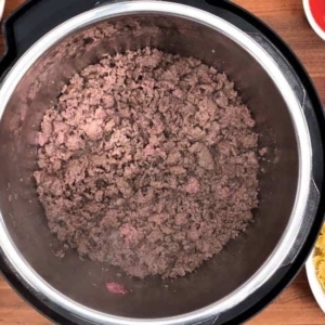 browned ground beef in the instant pot