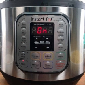 setting the sauté function on the instant pot