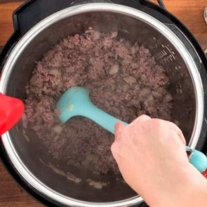 how to cook ground beef in the instant pot without draining