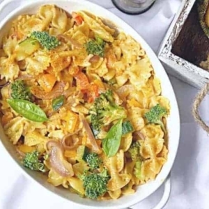 vegetarian creamy cajun pasta in a large serving bowl