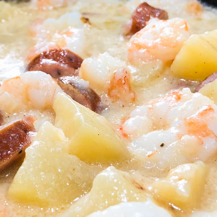 slow cooker sausage, potatoes, and shrimp