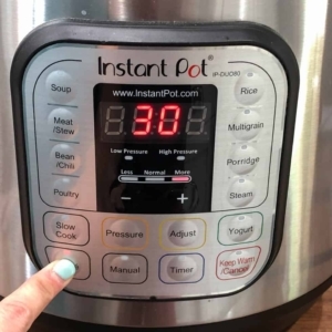 setting the instant pot on saute