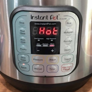 instant pot displays hot