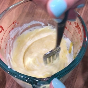 making a creamy alfredo sauce