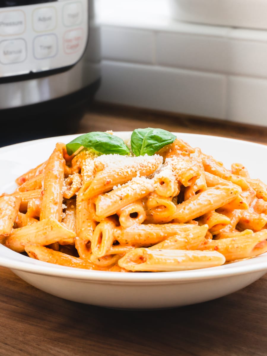 Instant Pot Creamy Tomato Penne (Gluten Free, Dairy Free) 