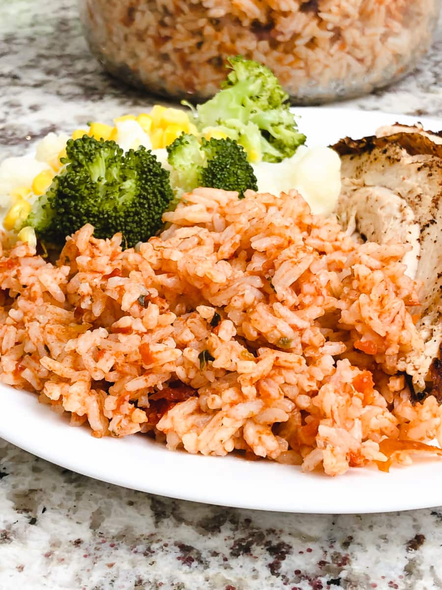 salsa rice with vegetable and mashed potatoes