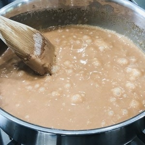 cooking toffee on the stove