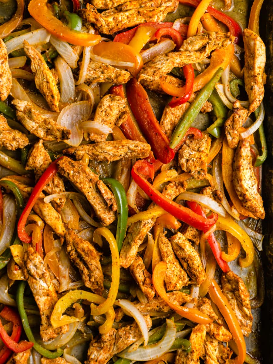 sheet pan chicken fajitas