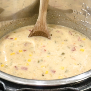 white chicken chili in the instant pot