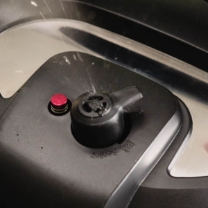 pressure being release for the instant pot's pressure release valve