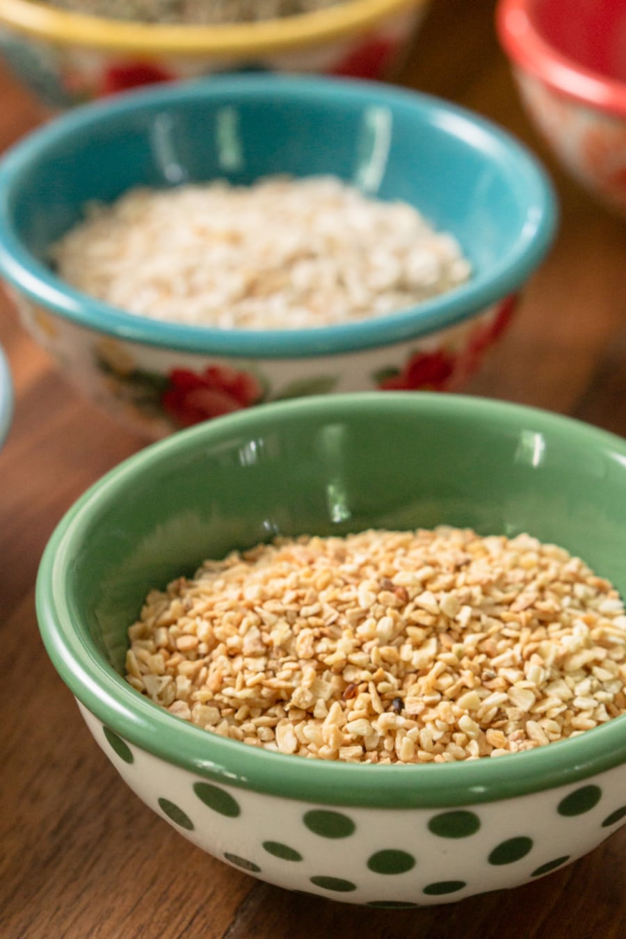 dried minced garlic in a small bowl