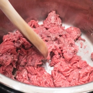 cooking ground beef in the instant pot