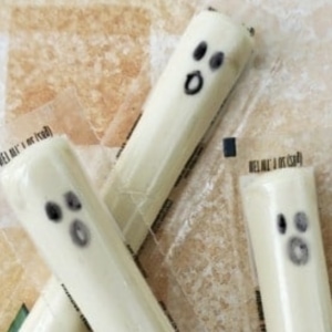 halloween string cheese ghosts