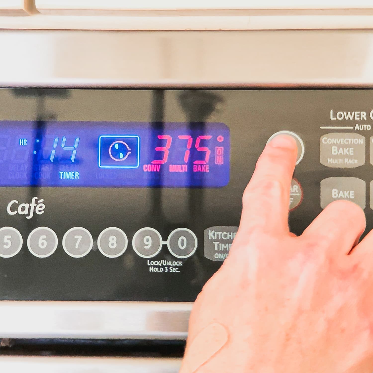 setting the cook time and temperature for making sloppy joe cornbread cups