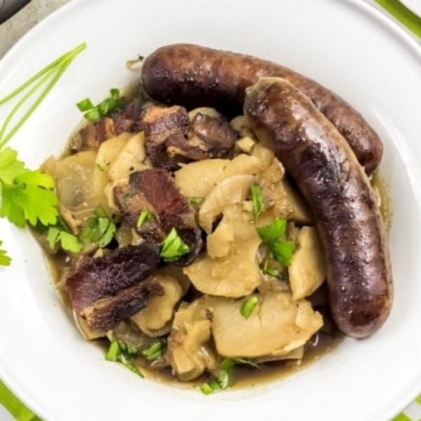 a plate of dublin coddle