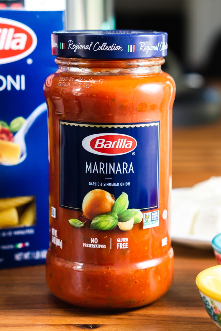 a jar of barilla marinara sauce sitting on the counter